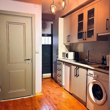 Apartment Vibes And Comfort Combined Studio In Fatih Istanbul